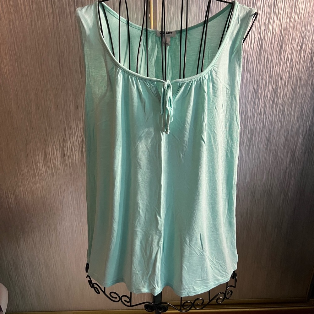 Women’s Old Navy Tank Top